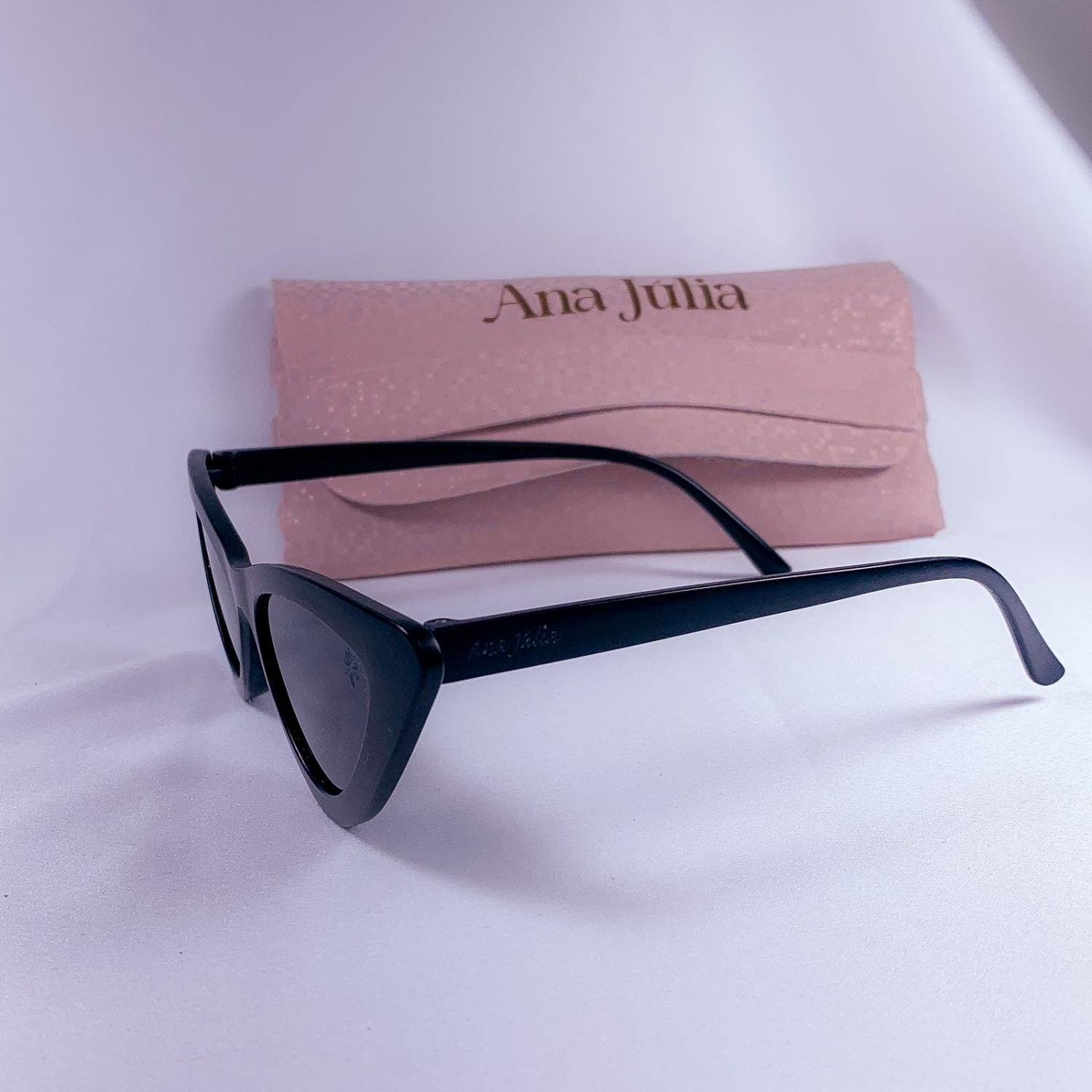 ÓCULOS SOLAR RENATA, COM LENTES POLARIZADAS, UV400, ARMAÇÃO DE GATINHO PRETA