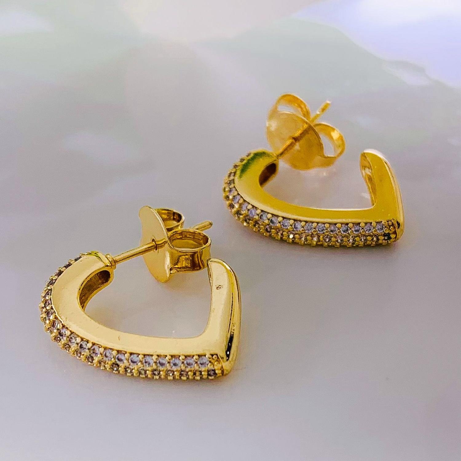 BRINCO 340 ARGOLA ZIRCONIA OURO 18K
