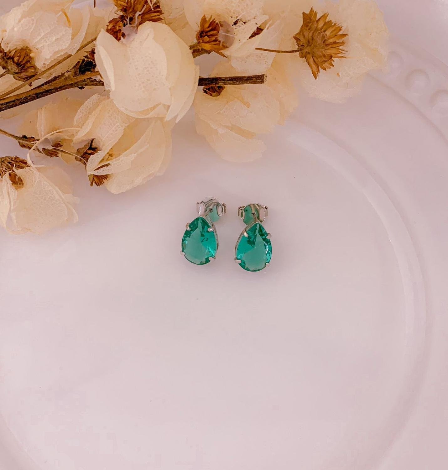 BRINCO GOTA ZIRCÔNIA TURMALINA PLATINA